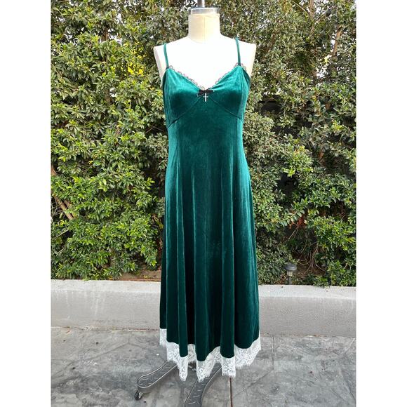 Hot Topic Green Velvet Lace Slip Dress Women’s Medium Grunge Goth - Picture 4 of 7